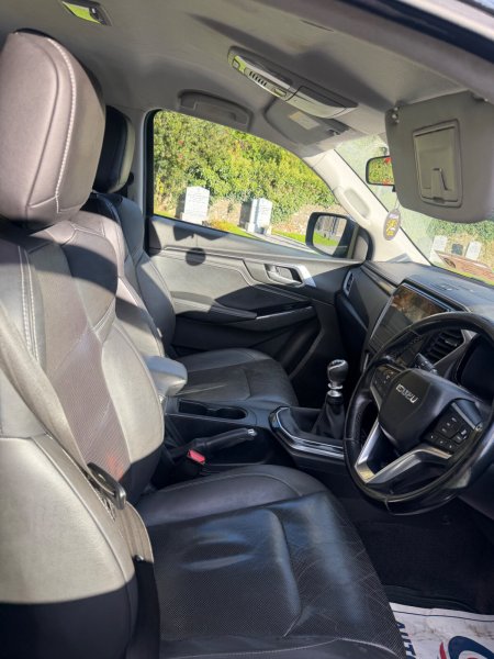 2021 Isuzu D-Max - photo 9