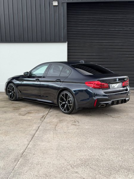 2020 BMW 5-Series - photo 16