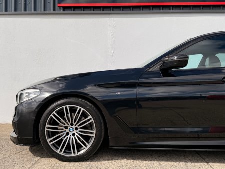 2017 BMW 5-Series - photo 6