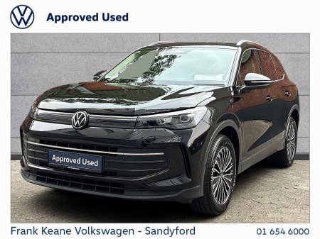 2025 Volkswagen Tiguan - photo 13