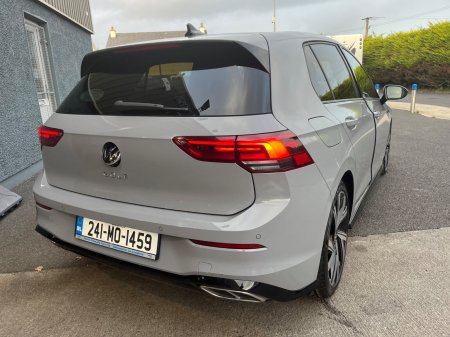 2024 Volkswagen Golf - photo 8