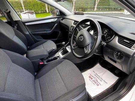 2016 Skoda Octavia - photo 24