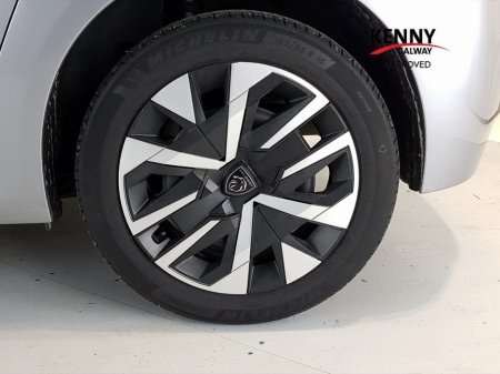 2025 Peugeot 208 - photo 14