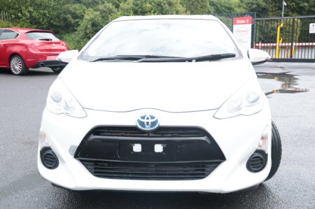 2016 Toyota Aqua - photo 4