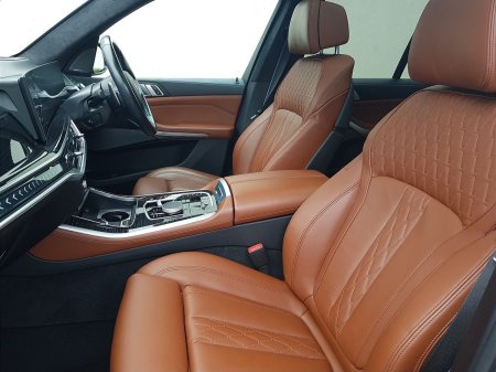 2023 BMW X5 - photo 7