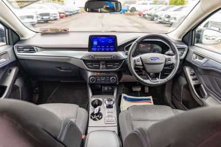 2020 Ford Focus - photo 16