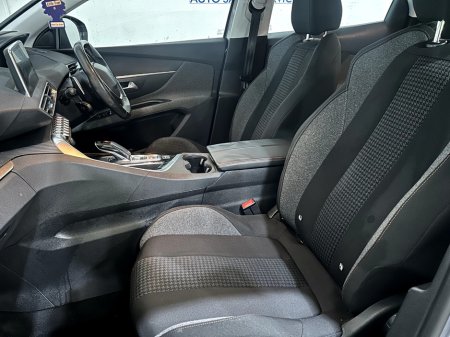 2018 Peugeot 3008 - photo 8
