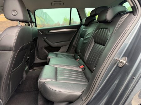 2019 Skoda Superb - photo 24