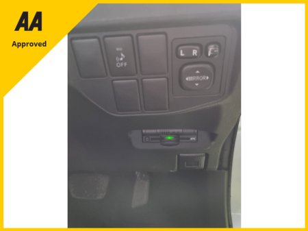 2014 Toyota Prius - photo 21