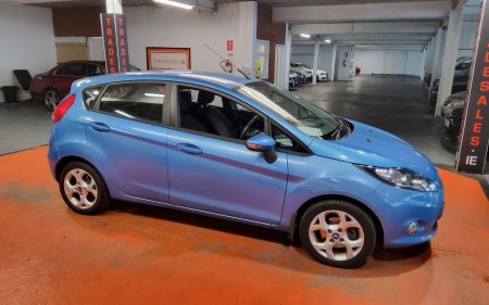2012 Ford Fiesta - photo 12