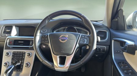 2018 Volvo V60 - photo 25
