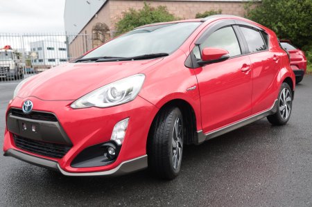 2015 Toyota Aqua - photo 5