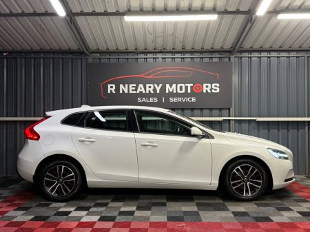 2017 Volvo V40 - photo 3