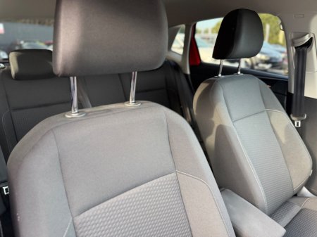 2019 Volkswagen Polo - photo 15