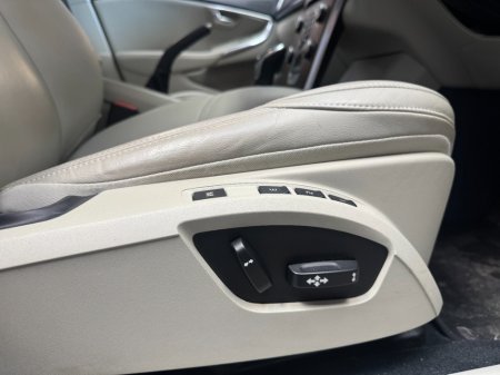 2018 Volvo V40 - photo 16