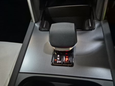 2024 Land Rover Discovery Sport - photo 16