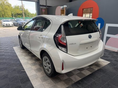 2021 Toyota Aqua - photo 5