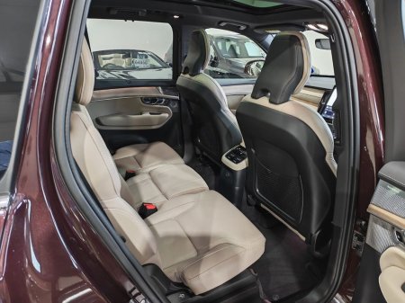 2025 Volvo XC90 - photo 8