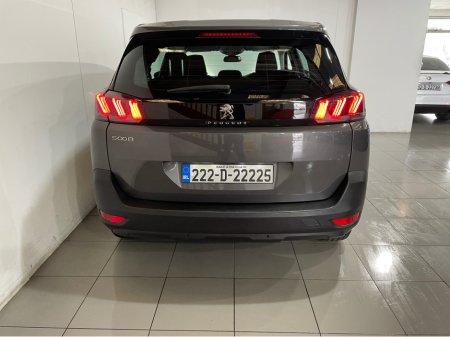 2022 Peugeot 5008 - photo 8