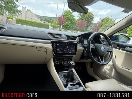2019 Skoda Superb - photo 10
