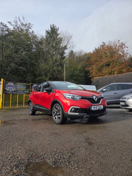 2019 Renault Captur - photo 2