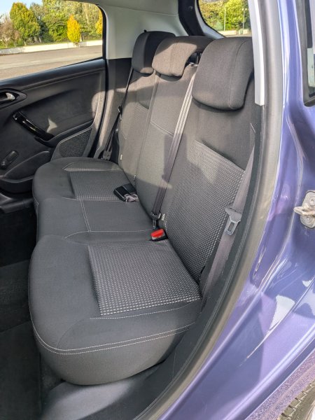 2016 Peugeot 208 - photo 18