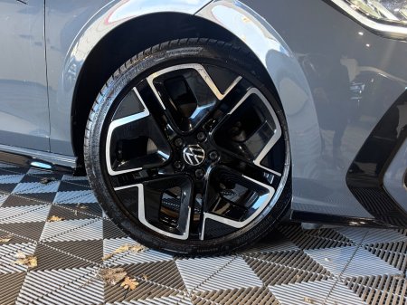 2024 Volkswagen Golf - photo 11