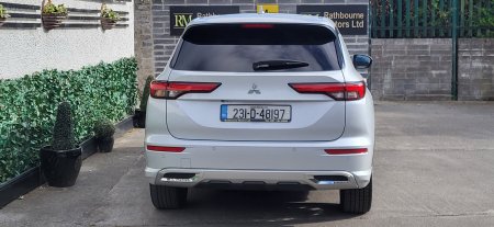 2023 Mitsubishi Outlander - photo 6
