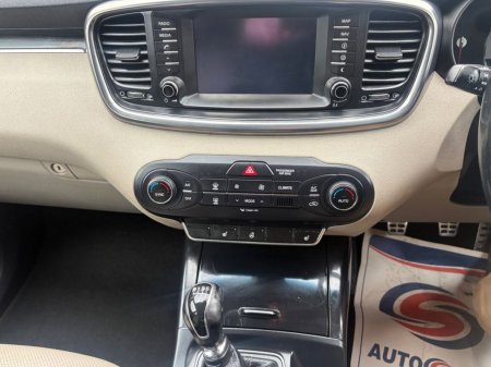 2016 Kia Sorento - photo 9