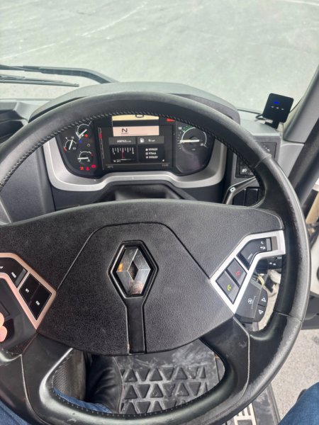 2021 Renault T380 - photo 16
