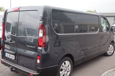 2022 Renault Trafic - photo 3