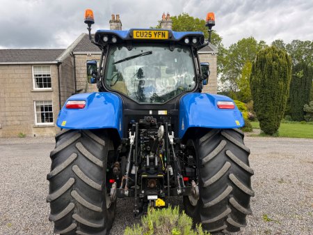 2025 New Holland T7.210 - photo 10