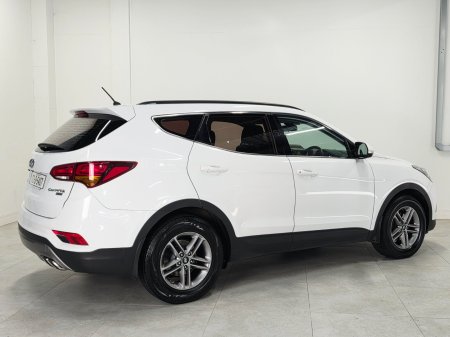 2017 Hyundai Santa Fe - photo 11
