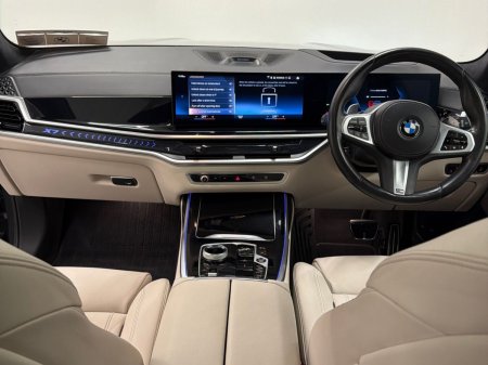 2023 BMW X7 - photo 4