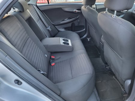 2010 Toyota Corolla - photo 13