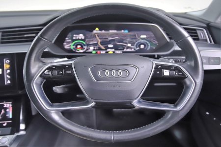 2020 Audi e-tron - photo 15