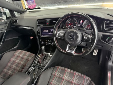 2014 Volkswagen Golf - photo 23