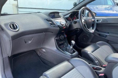 2016 Ford Fiesta - photo 18