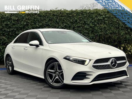 2020 Mercedes-Benz A-Class A180 AMG-LINE PREMIUM PLUS 1.3 // POWERED HEATED SEATS // VIRTUAL COCKPIT // 18" AMG-LINE ALLOYS