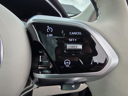 2022 Jaguar F-Pace - photo 23