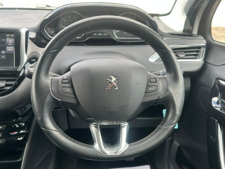 2017 Peugeot 208 - photo 18