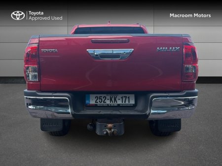 2025 Toyota Hilux - photo 4