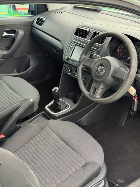 2012 Volkswagen Polo - photo 9