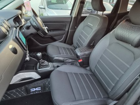 2022 Dacia Duster - photo 13