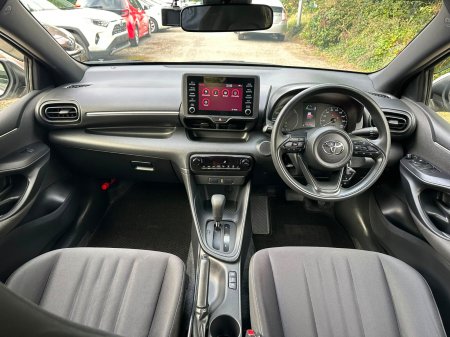 2020 Toyota Yaris - photo 3