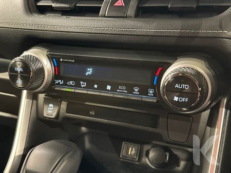 2023 Toyota RAV4 - photo 17