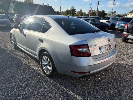 2019 Skoda Octavia - photo 5