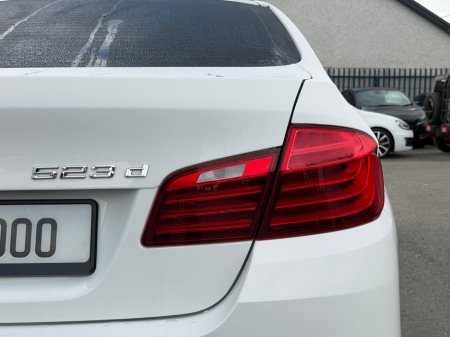2015 BMW 5-Series - photo 11