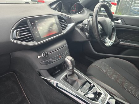 2017 Peugeot 308 - photo 17