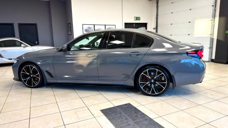 2022 BMW 5-Series - photo 3